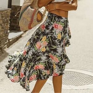 INDAH floral skirt set